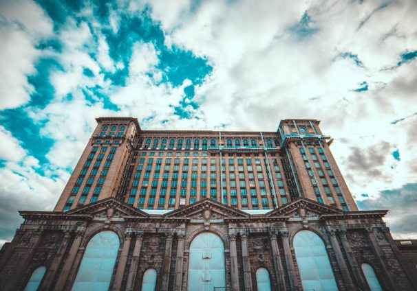 Looking up at Mcihgian Central Station from the front // MICHIGAN CENTRAL STATION PHOTO AMI NICOLE / ACRONYM