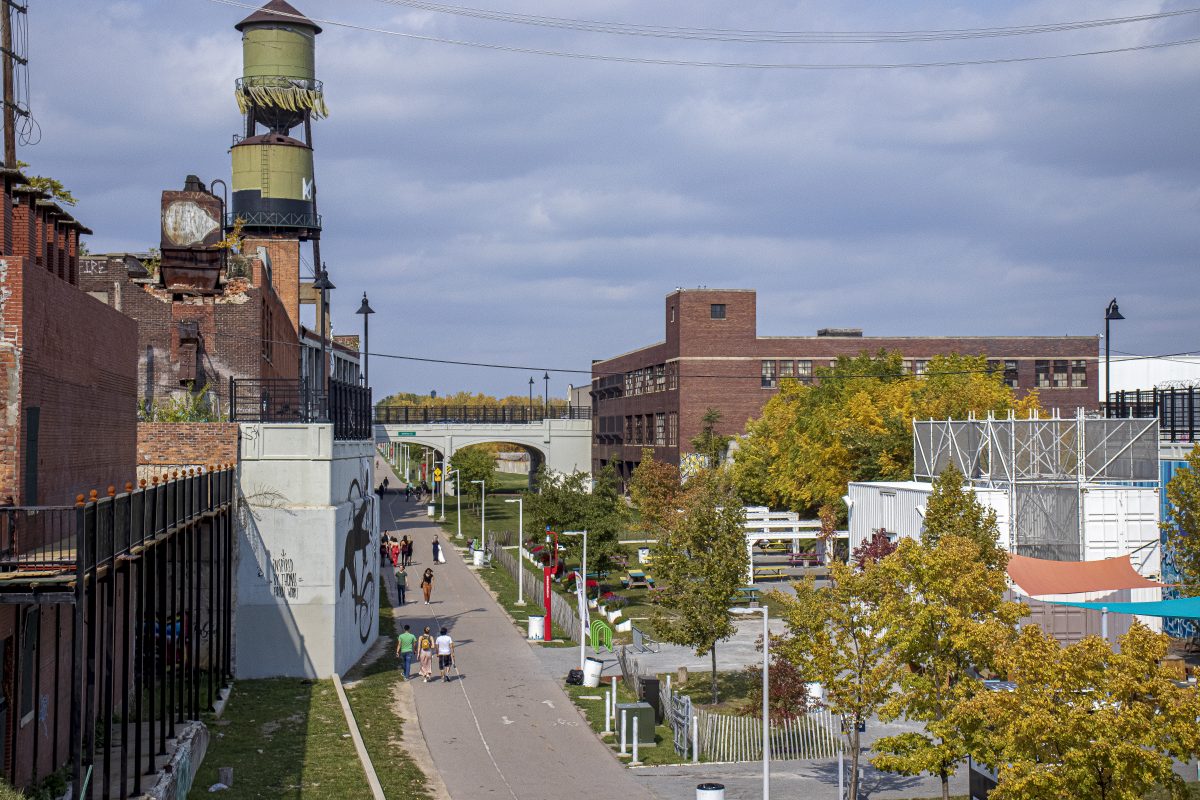 THE DEQUINDRE CUT GREENWAY IN DETROIT. PHOTO JOHN BOZICK