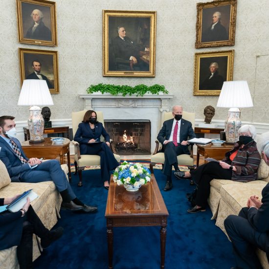 PRESIDENT BIDEN, VICE PRESIDENT HARRIS AND NEWLY APPOINTED TREASURY SECRITARY, JANET YELLEN, MEET WITH AIDS. PHOTO THE WHTE HOUSE / BIDEN ADMINSITRATION