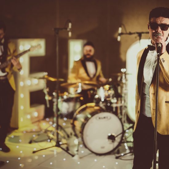 24K MOTOWN & SOUL BAND. PHOTO MUSICHQ / UNSPLASH