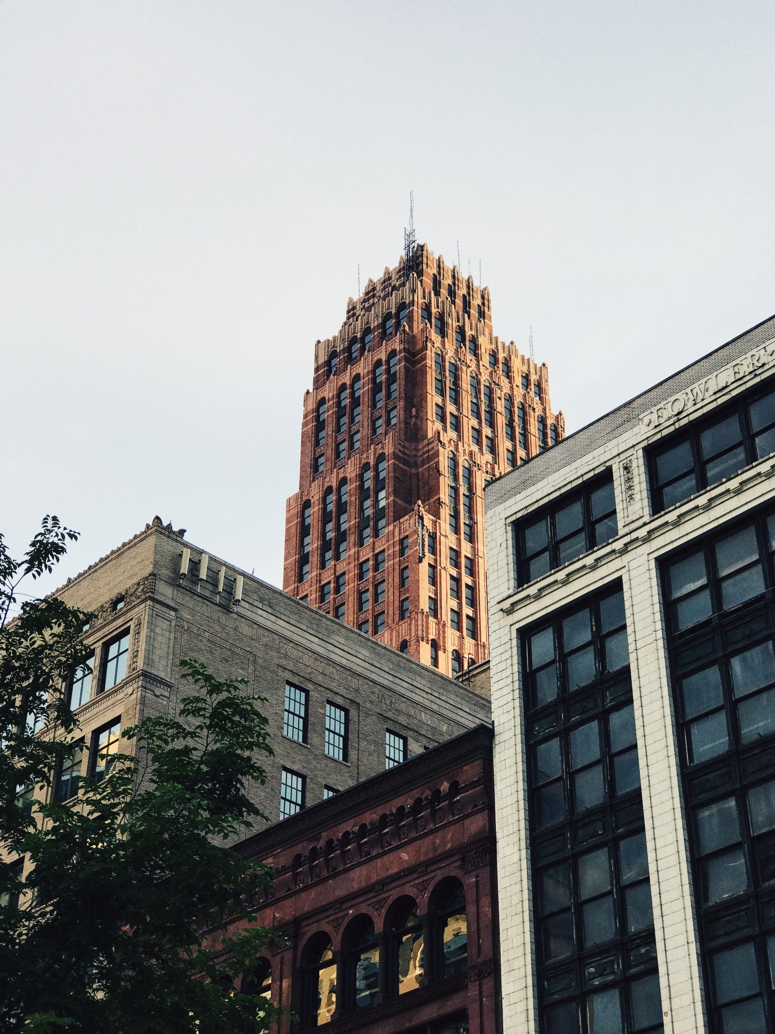 DOWNTOWN DETROIT. PHOTO CALEB GEORGE / UNSPLASH