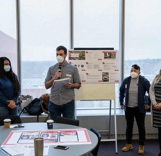 STUDENTS PRESENTING RESTAURANT BUSINESS MODELS