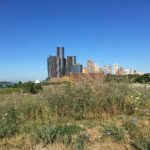 DETROIT SKYLINE, RENAISSANCE CENTER