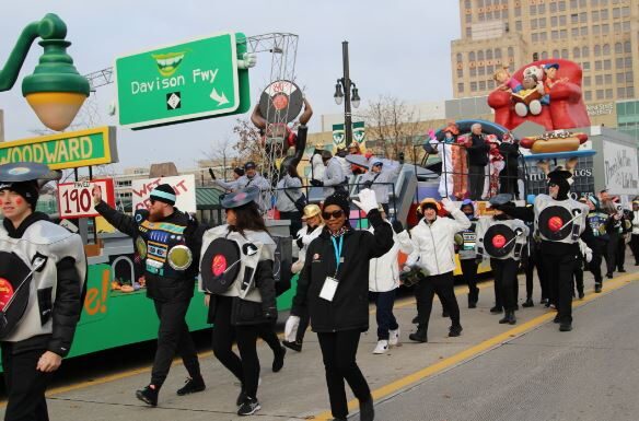 CELEBRATE MILES OF SMILES AT THE 98TH AMERICA'S THANKSGIVING PARADE, PHOTO @PARADECOMPANY ON INSTAGRAM