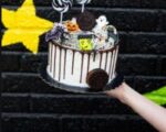 MONSTER MASH LIMITED EDITION HALLOWEEN CAKE, PHOTO BOMBSHELL TREAT BAR JILL GIACOMINO