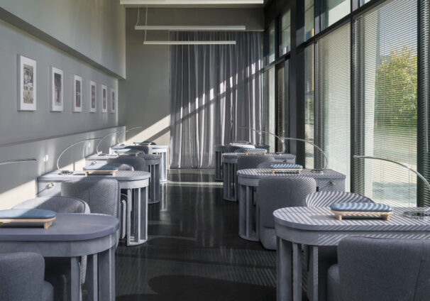 INTERIOR CURE NAILHOUSE