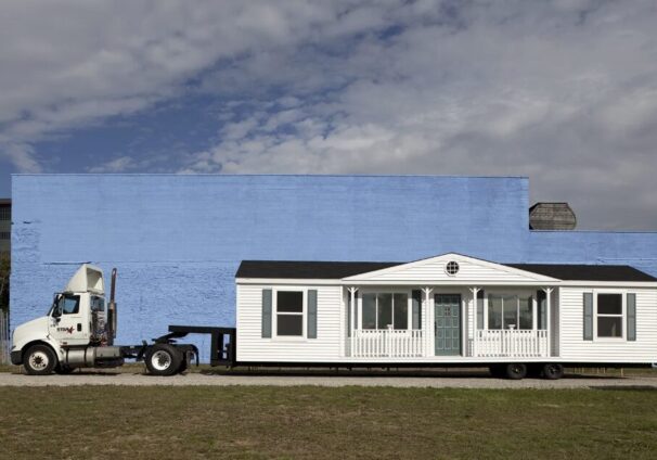 MIKE KELLEY MOBILE HOMESTEAD AT MOCAD