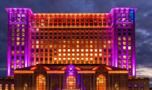 HALLOWEEN AT THE STATION-MICHIGAN CENTRAL STATION IMAGES, PHOTO MICHIGAN CENTRAL STATION