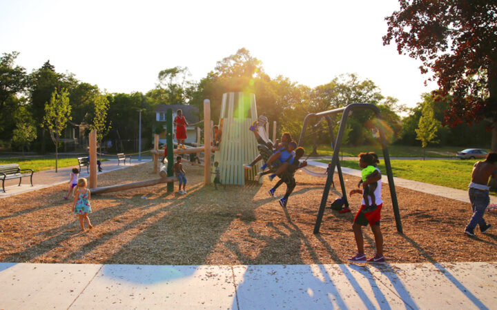 public space // DETROIT PLAYGROUND, FITSGERALD PLAYSPACE; GREG SIEMAS