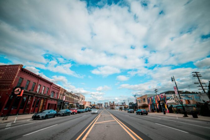 curbside DETROIT'S CORKTOWN NEIGHBORHOOD. PHOTO AMI NICOLE / ACRONYM