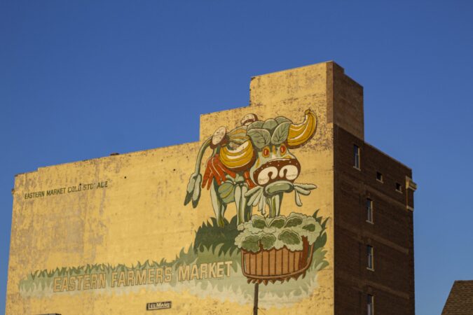 DETROIT EXPERIENCE FACTORY A MURAL IN EASTERN MARKET. PHOTO JOHN BOZICK