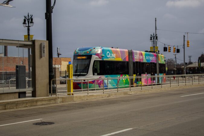PUBLIC TRANSIT IN METRO DETROIT THE QLINE PULLS INTO THE AMSTERDAM ST. STOP ON WOODWARD AVENUE. PHOTO JOHN BOZICK