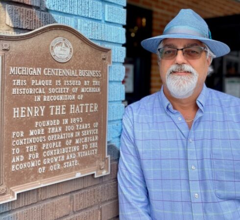 DETROIT & AMERICA'S HATTER SINCE 1893, PHOTO JOE RENKIEWICZ