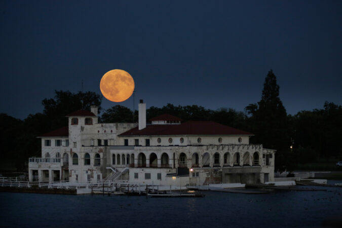SUPER MOON ABOVE BELLE ISLE. PHOTO STEPHEN MCGEE