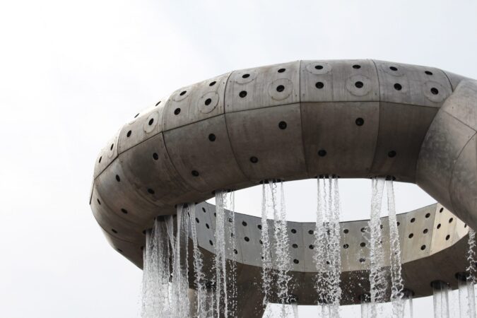 HART PLAZA FOUNTAIN. PHOTO CREATIVE HINA BY. QUILEEN