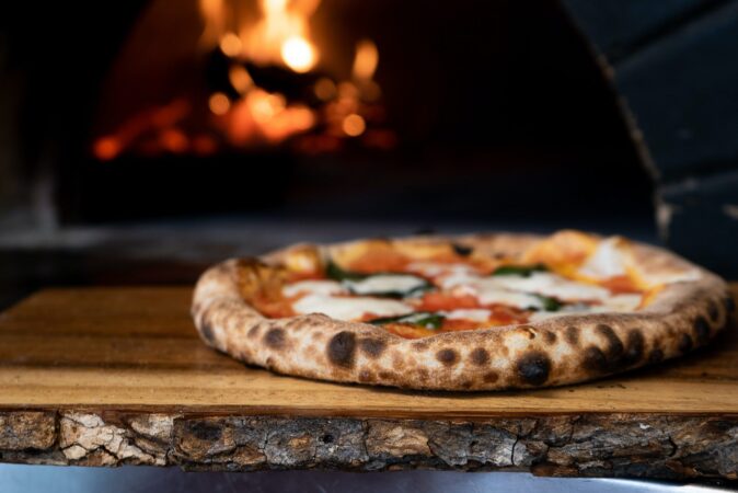 PIZZA PHOTO NIK OWENS / UNSPLASH